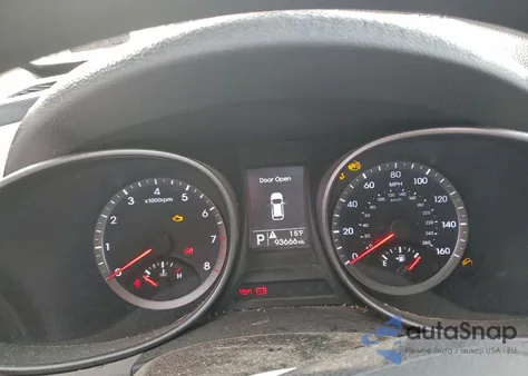 2016 Hyundai Santa Fe Sport z USA, uszkodzony, nr VIN 5XYZUDLB4GG311984